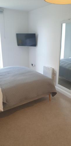 quay apartments salford quays