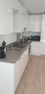 quay apartments salford quays