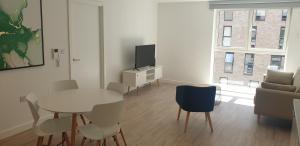 quay apartments salford quays