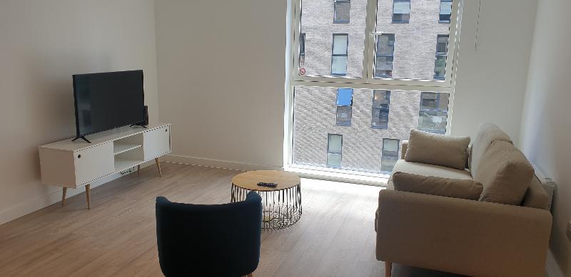 Quay Apartments @ Salford Quays,Waterman Walk,4 star