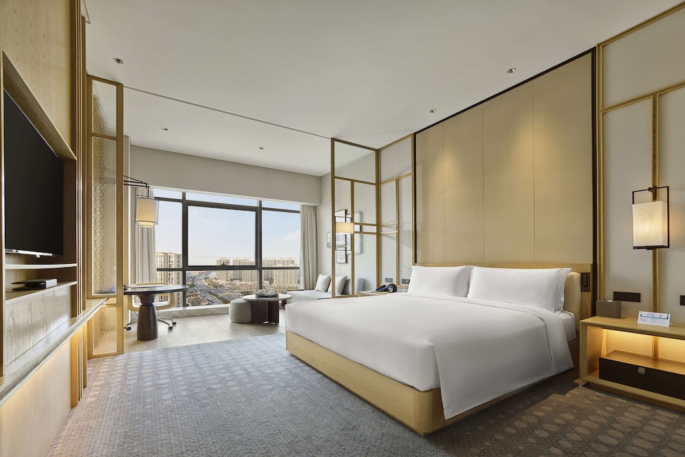 hilton suzhou yinshan lake