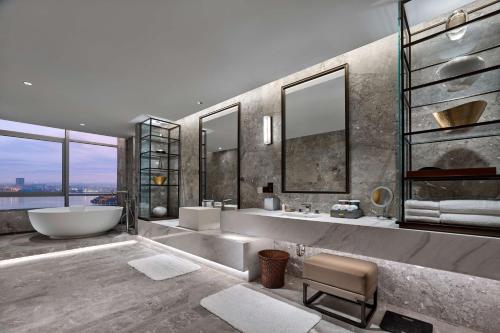 hilton suzhou yinshan lake