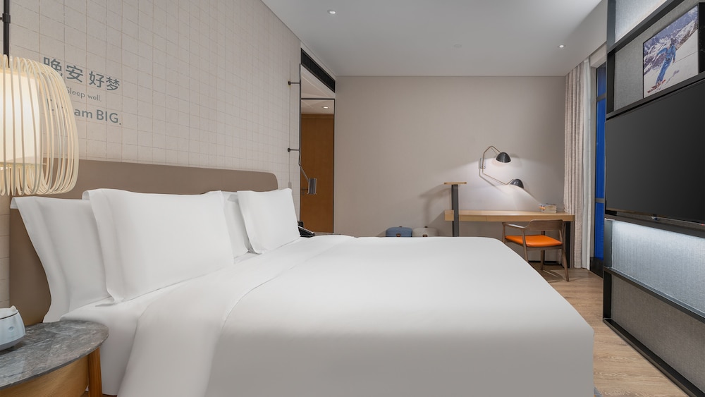 even hotel shenzhen nanshan an ihg hotel