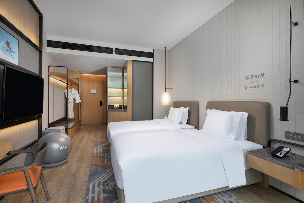 even hotel shenzhen nanshan an ihg hotel