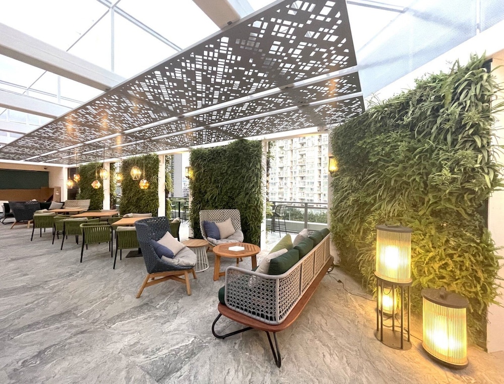 even hotel shenzhen nanshan an ihg hotel