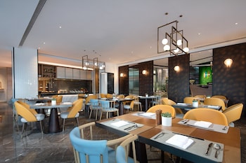 even hotel shenzhen nanshan an ihg hotel