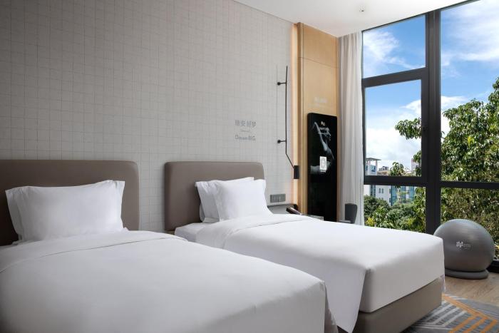 even hotel shenzhen nanshan an ihg hotel