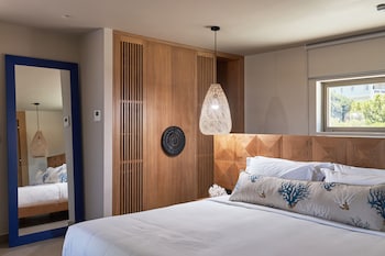 castello infinity suites adults only