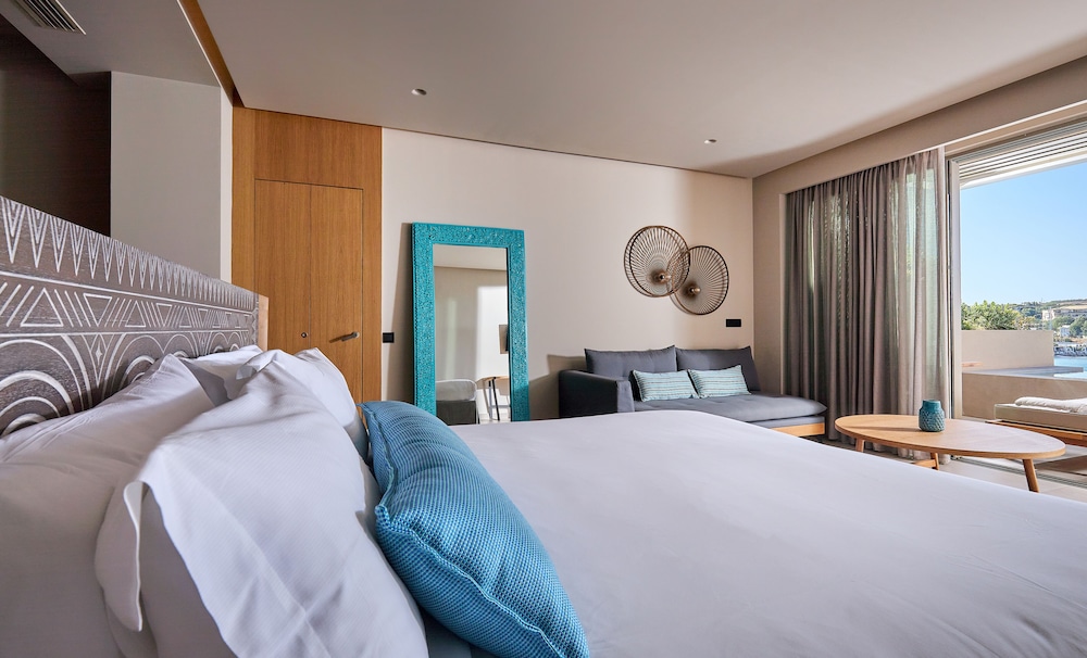 castello infinity suites adults only