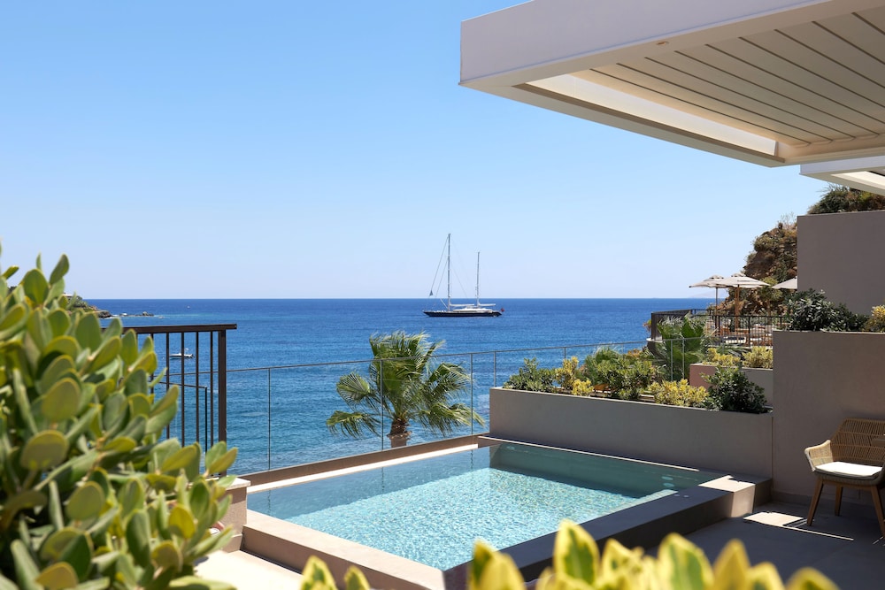 castello infinity suites adults only