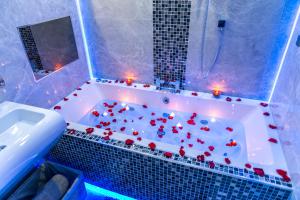 aphrodite suites