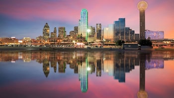 magnuson extended stay and suites airport hotel