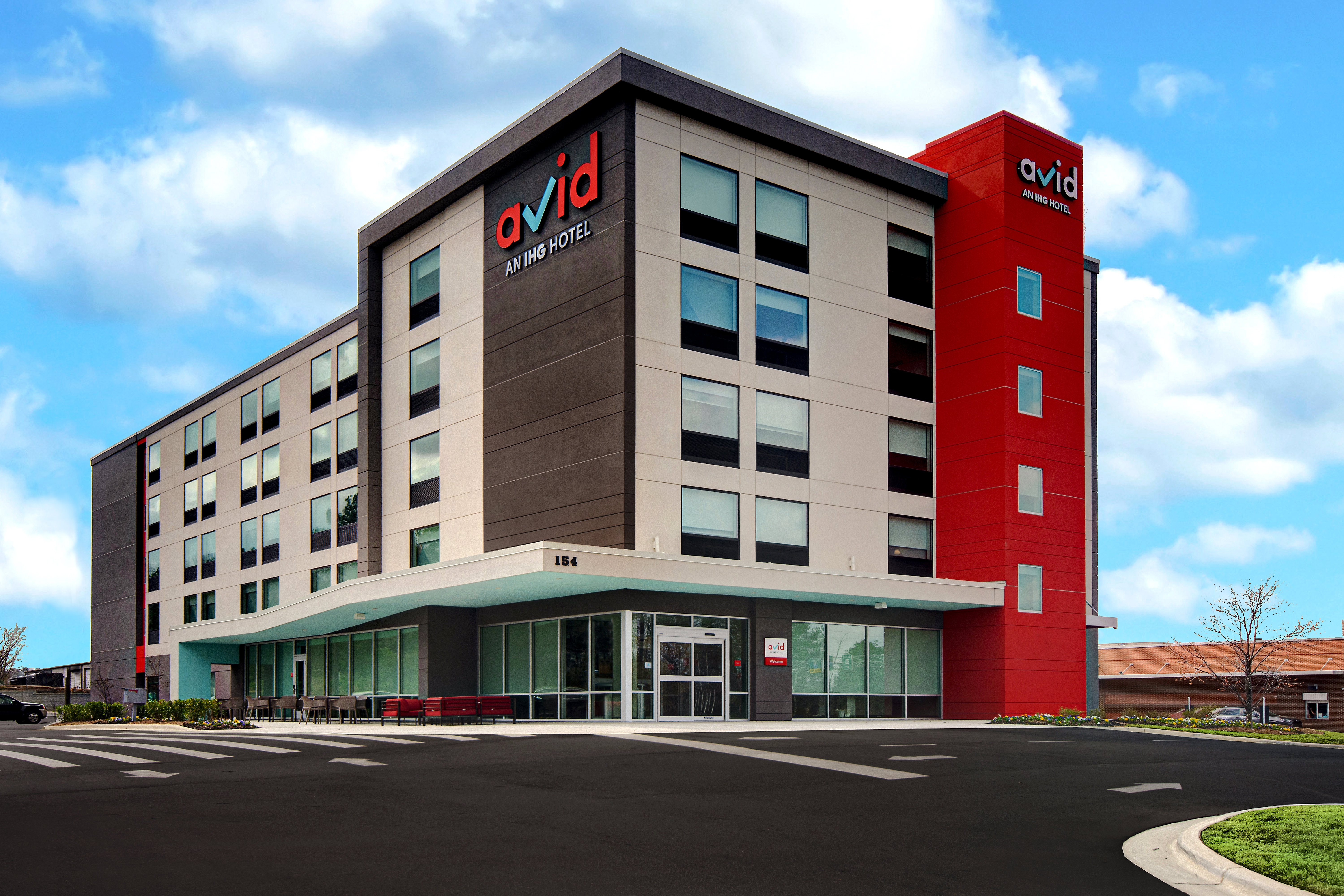 avid hotel fort mill amusement park an ihg hotel