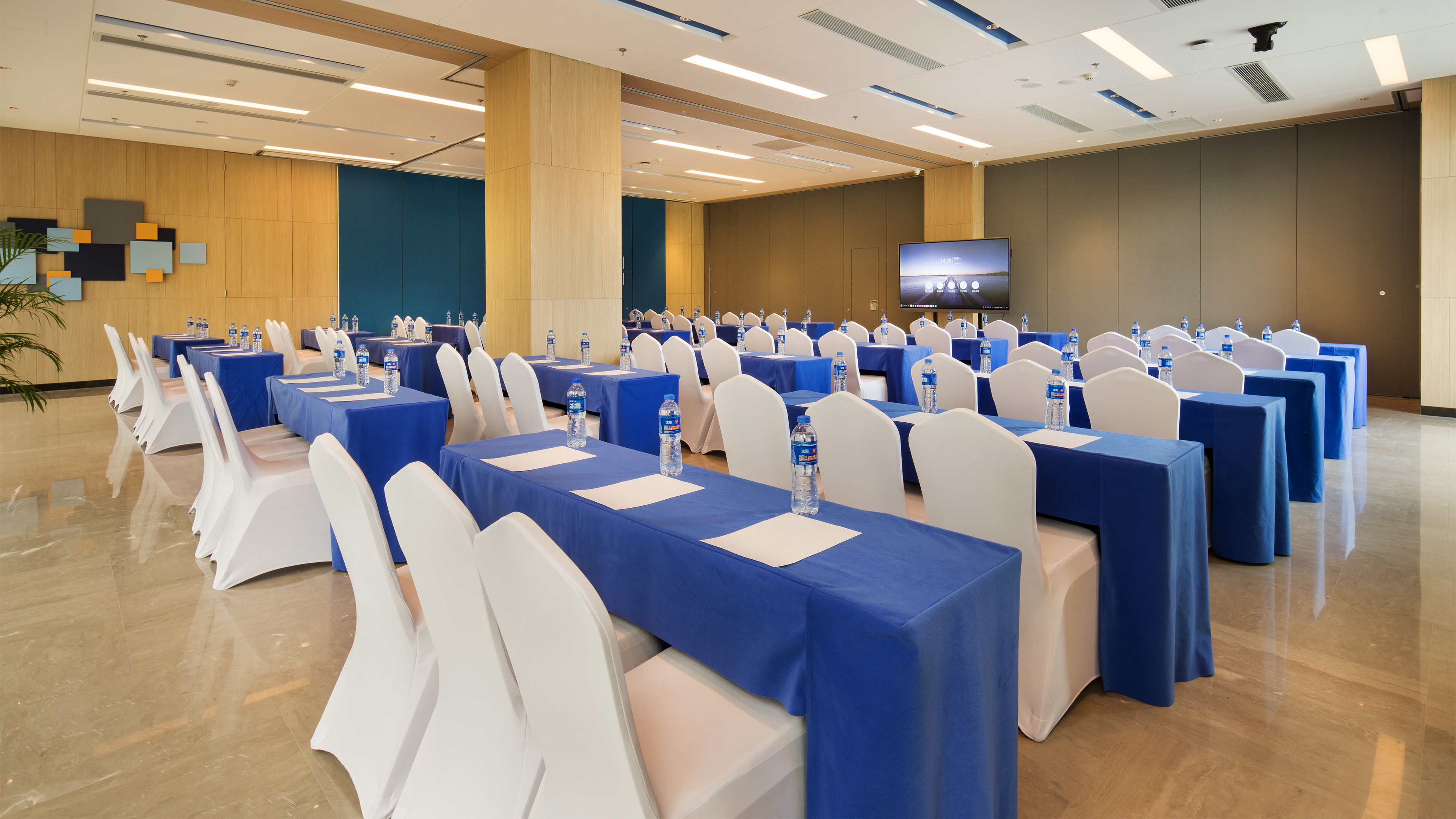 holiday inn express shenzhen north station an ihg hotel