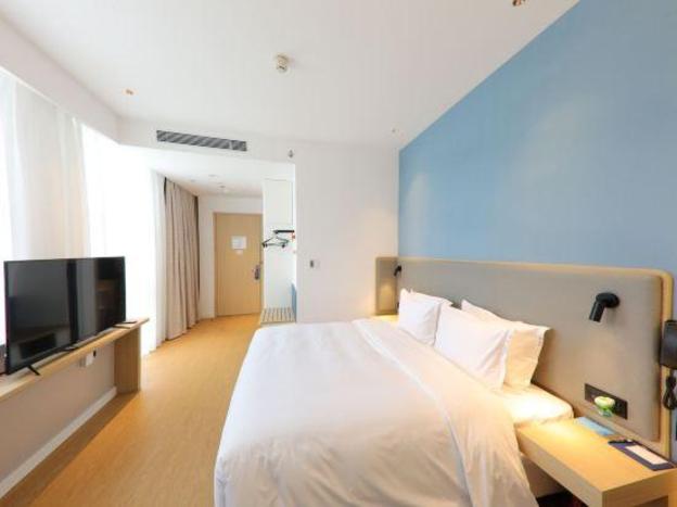 holiday inn express shenzhen north station an ihg hotel