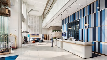 holiday inn express shenzhen north station an ihg hotel