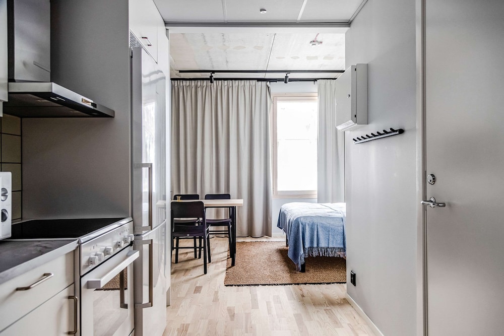 comfort hotel solna arenastaden