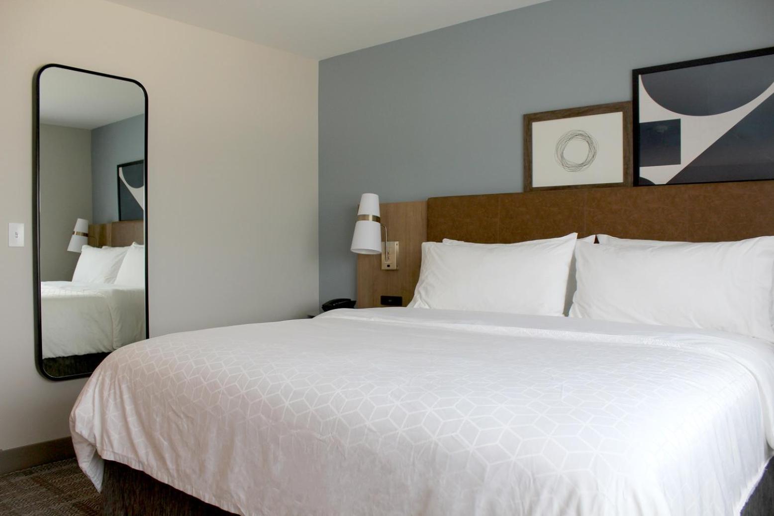 staybridge suites iowa city coralville an ihg hotel