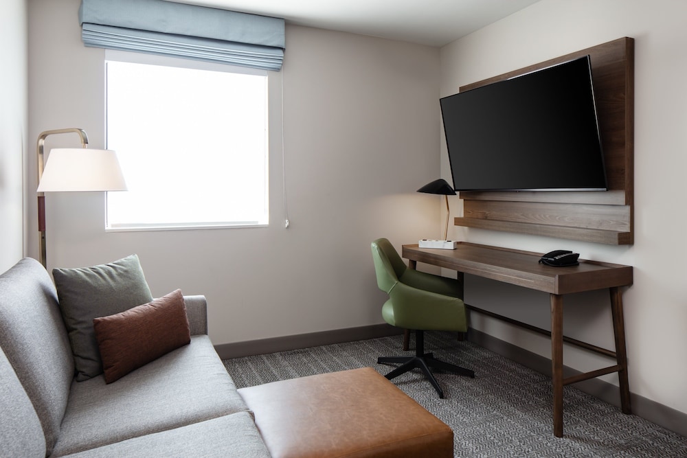 staybridge suites iowa city coralville an ihg hotel
