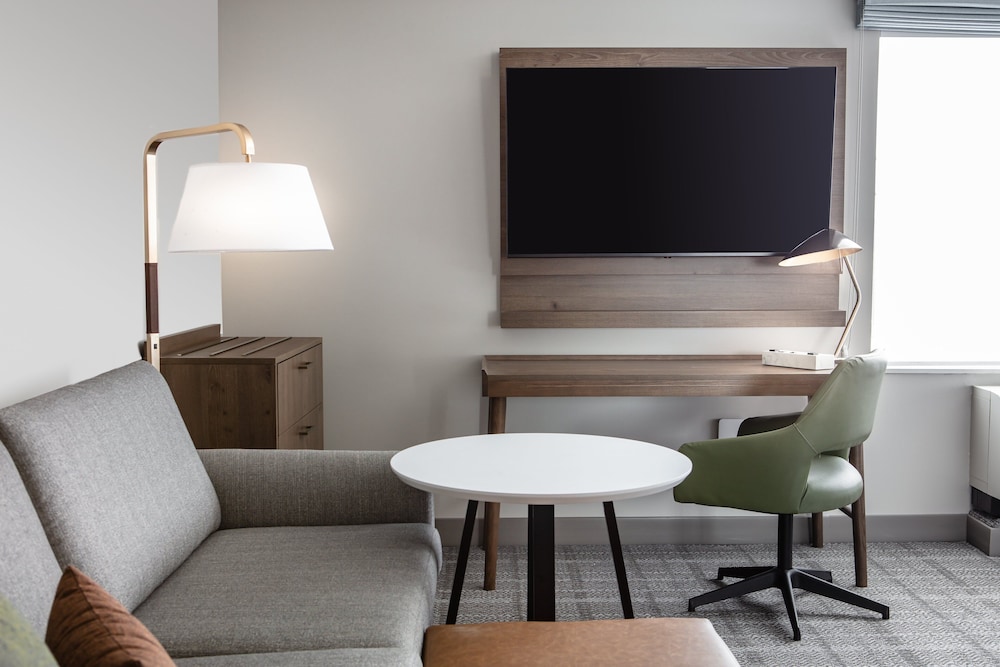 staybridge suites iowa city coralville an ihg hotel