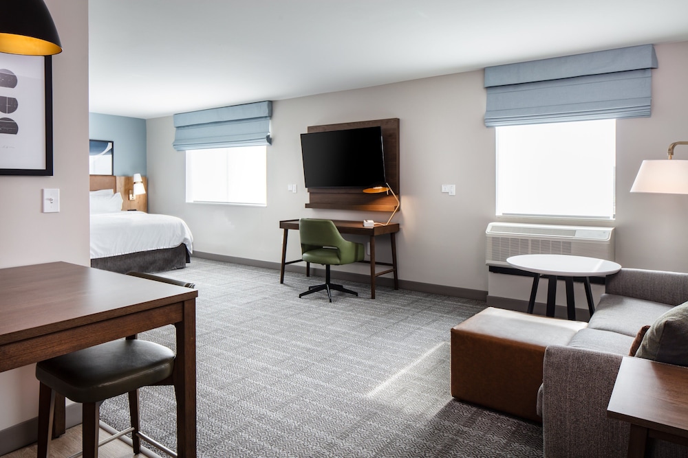staybridge suites iowa city coralville an ihg hotel