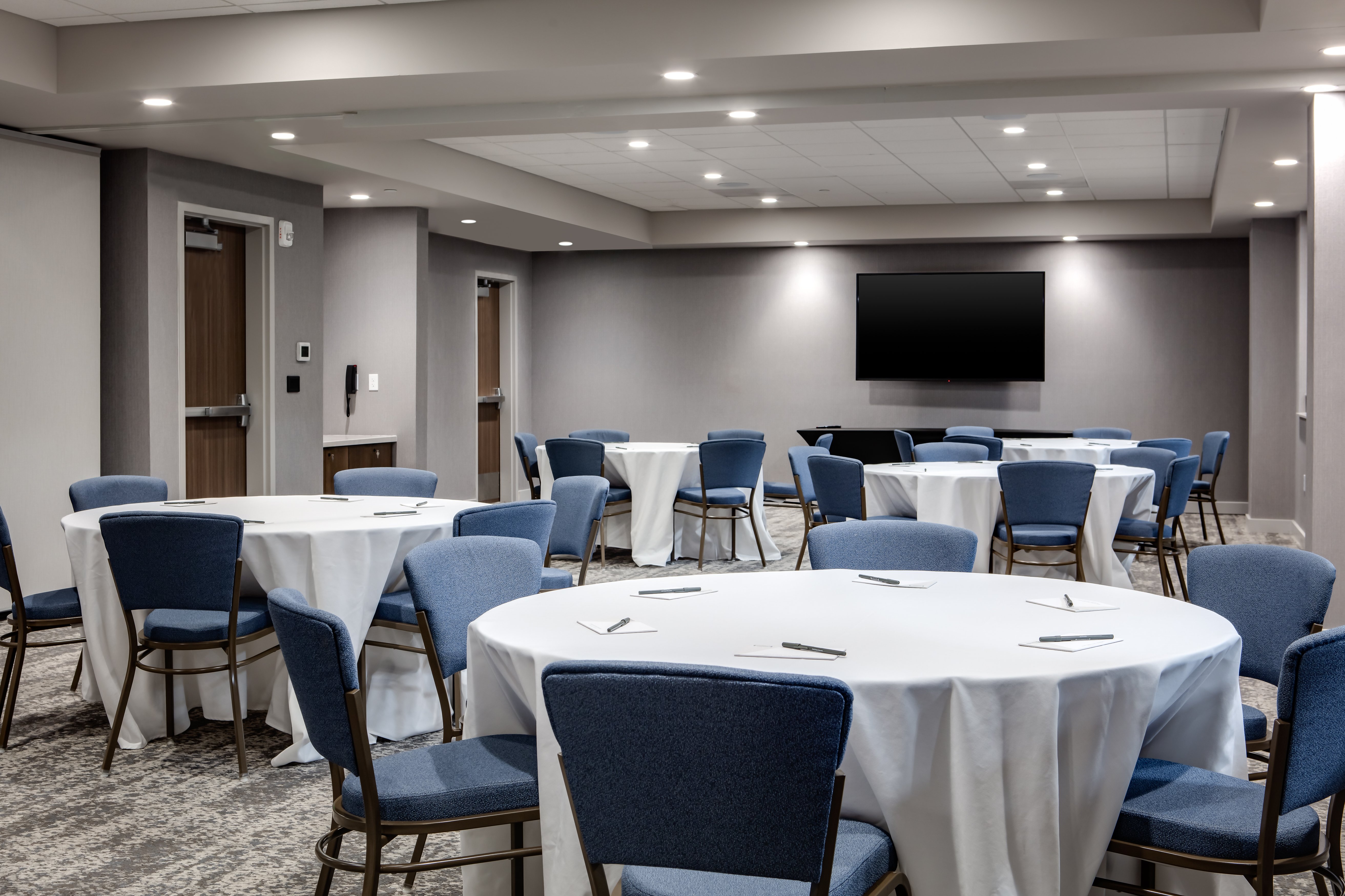 staybridge suites iowa city coralville an ihg hotel