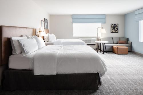 staybridge suites iowa city coralville an ihg hotel