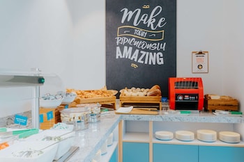 hampton by hilton warsaw reduta