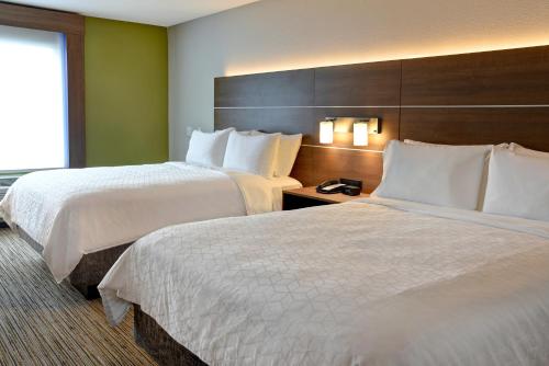 holiday inn express and suites ottawa an ihg hotel