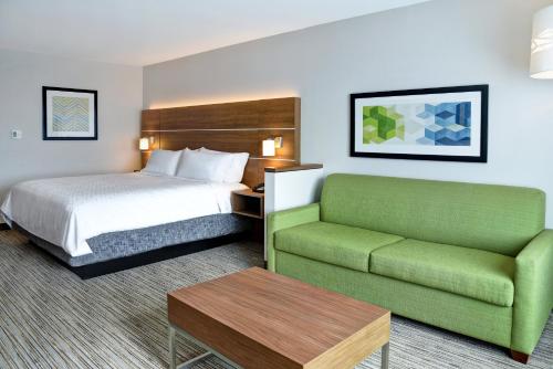 holiday inn express and suites ottawa an ihg hotel