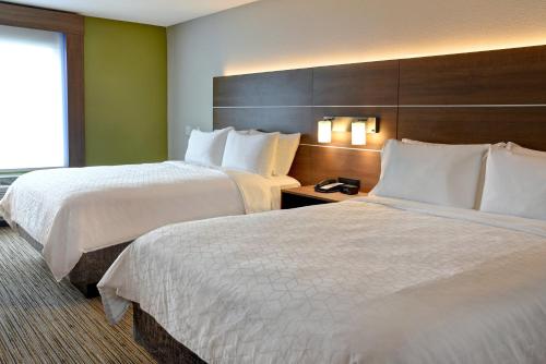 holiday inn express and suites ottawa an ihg hotel