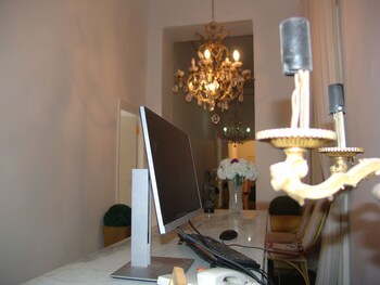 Velvet Hotel,Midan Talaat Harb>>Cairo,3 star