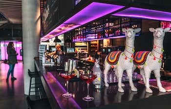 moxy bergen