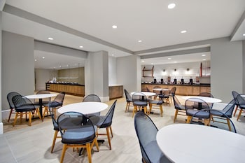 residence inn by marriott orlando flamingo crossing western entrance