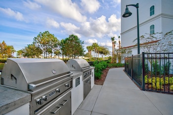 residence inn by marriott orlando flamingo crossing western entrance