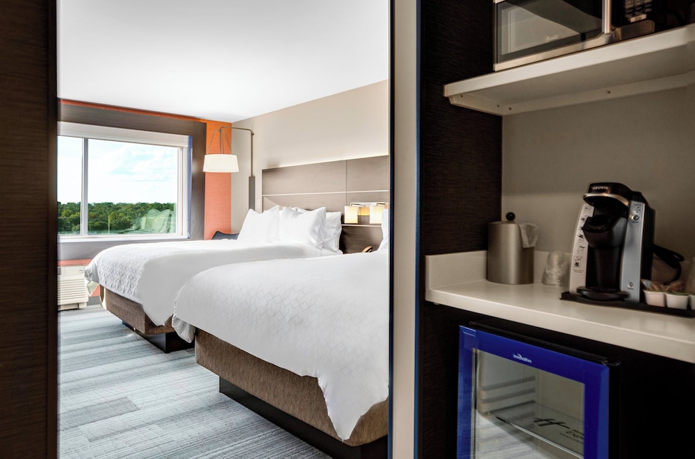 holiday inn express and suites sanford
