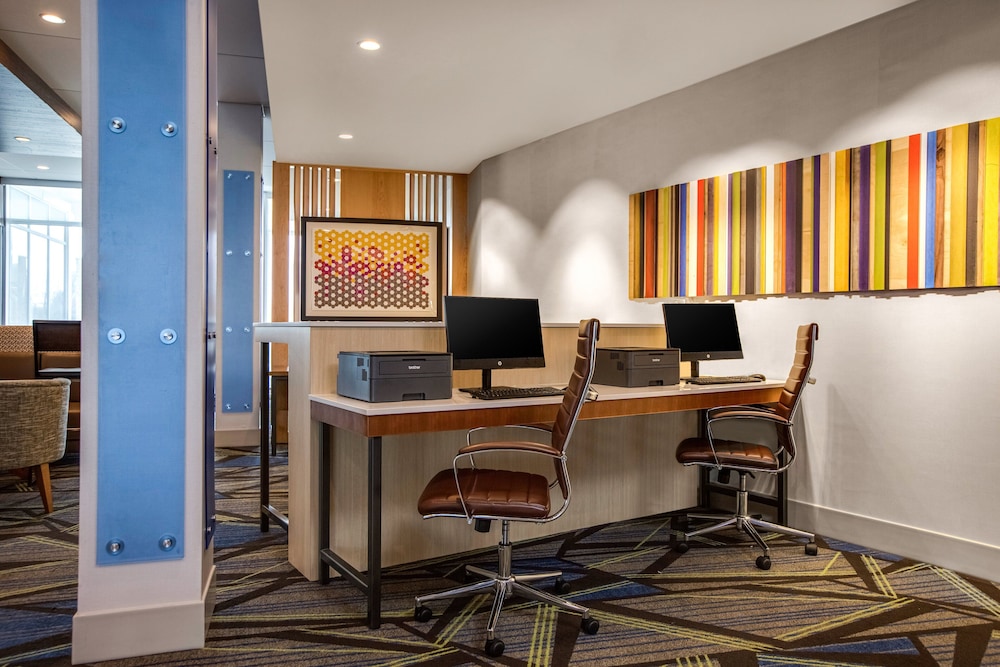 holiday inn express and suites sanford
