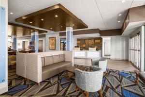 holiday inn express and suites sanford