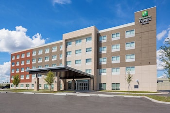 Holiday Inn Express & Suites Sanford,Lake Mary>>Heathrow,3 star