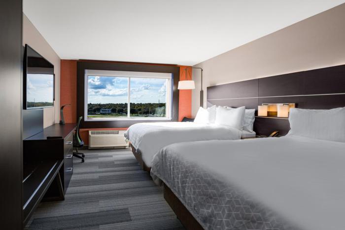 holiday inn express and suites sanford