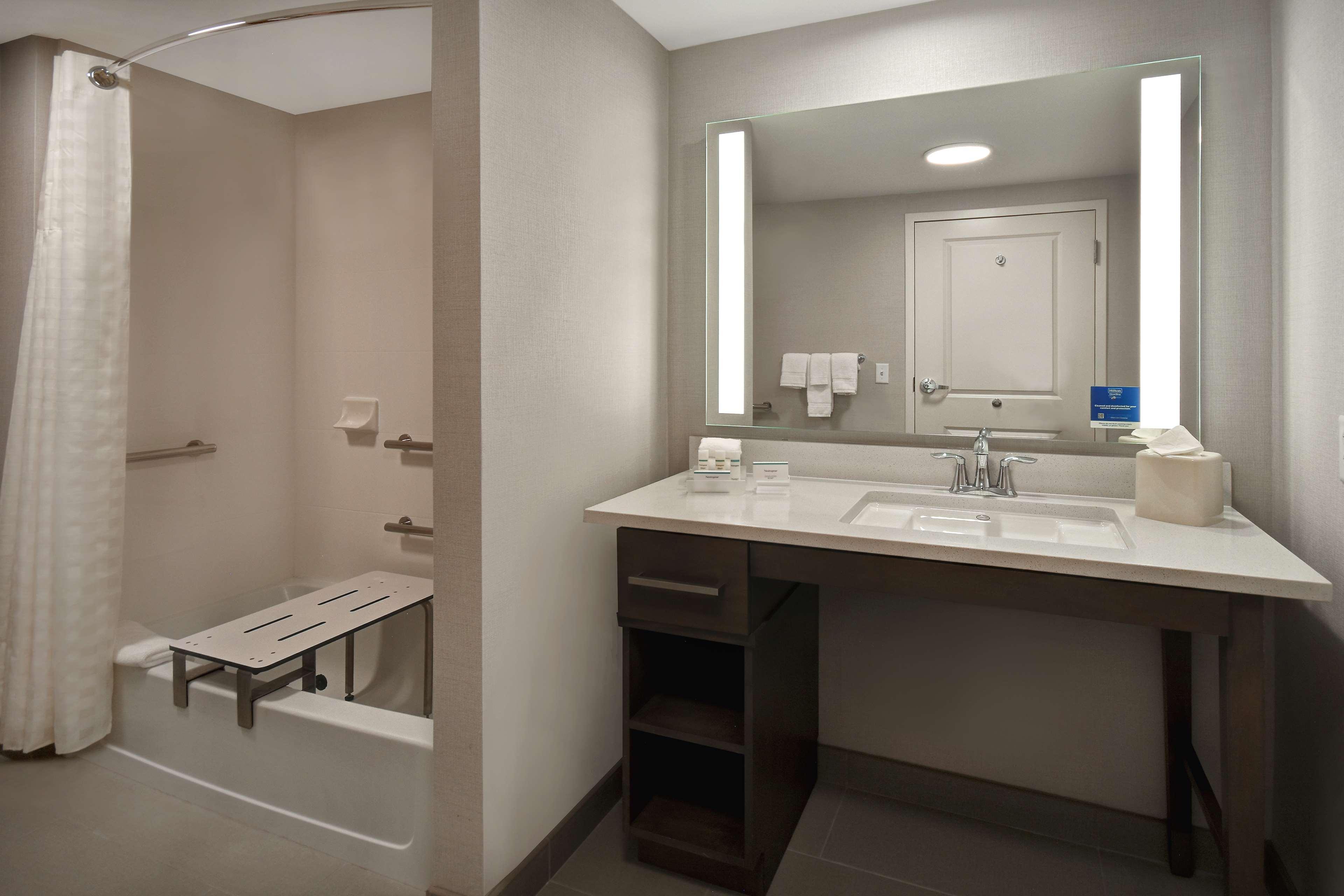 homewood suites by hilton orlando at flamingo crossings