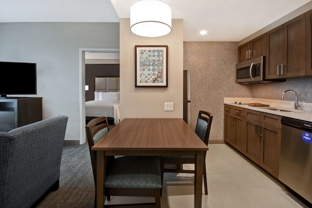 homewood suites by hilton orlando at flamingo crossings