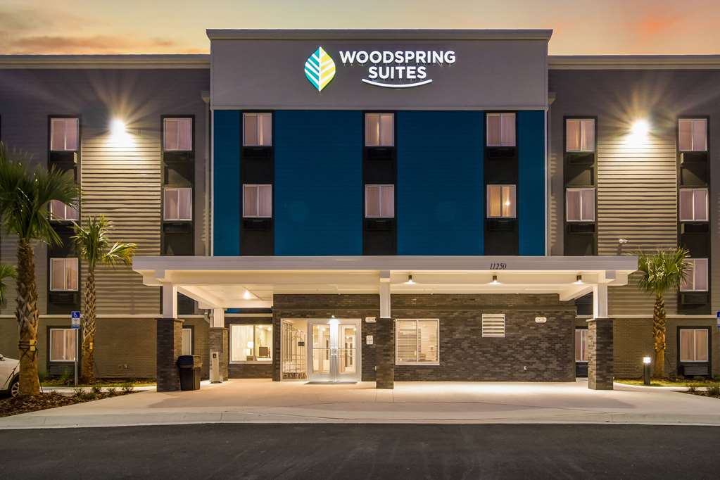 woodspring suites jacksonville campfield commons