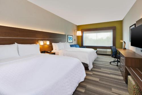 holiday inn express and suites milan sandusky area