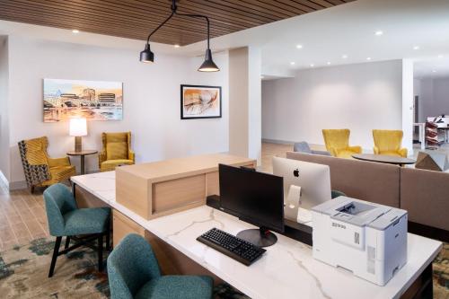 hyatt place north scottsdale
