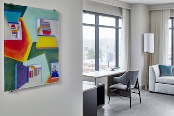 unc charlotte marriott hotel and conference center