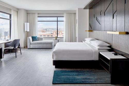 unc charlotte marriott hotel and conference center