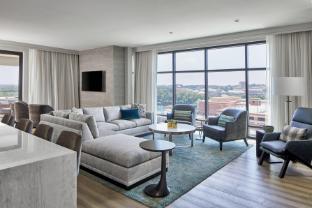 unc charlotte marriott hotel and conference center