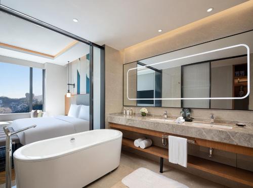holiday inn chengde park view an ihg hotel