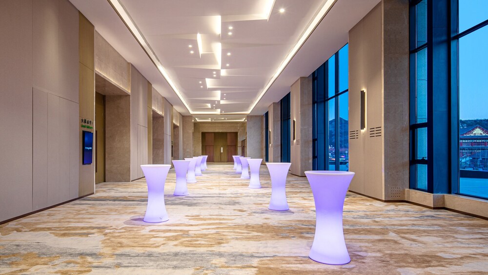 holiday inn express chengde park view an ihg hotel